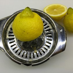 hummus-di-ceci-al-prezzemolo-2