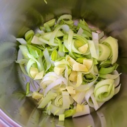 vellutata-di-zucca-e-topinambur-4